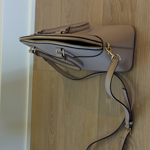 AUTHENTIC Kate Spade Tote - Picture 4 of 4